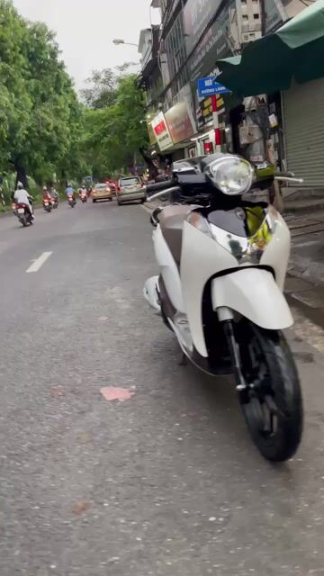 SHMODE BẢN SPORTY. Mua bán Xe máy tại Quận Đống Đa Hà Nội được đăng bởi Hà hình 1