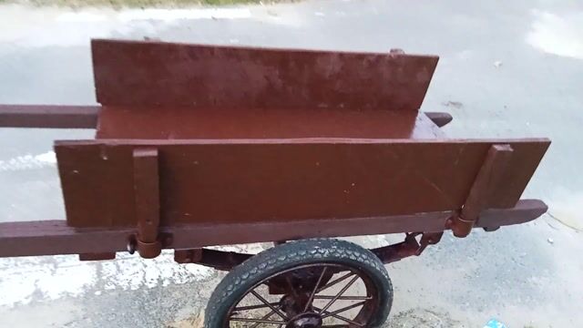 Xe Bò Lôi đang kéo hàng hóa. Bi xoay tròn lúc kéo. Mua bán Phương tiện khác tại Quận Cẩm Lệ Đà Nẵng được đăng bởi Triều hình 1