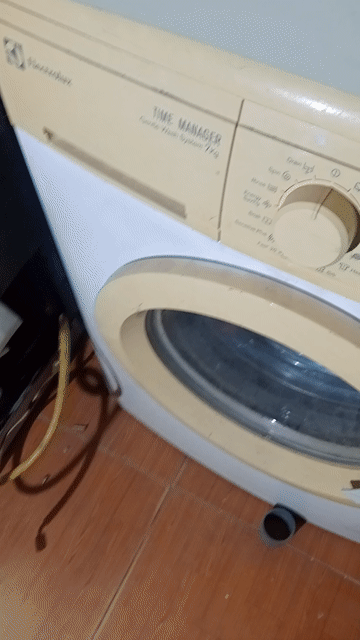 Máy giặt Electrolux 7kg cửa trước. Mua bán Máy giặt tại Quận Bắc Từ Liêm Hà Nội được đăng bởi Ninh Le hình 1