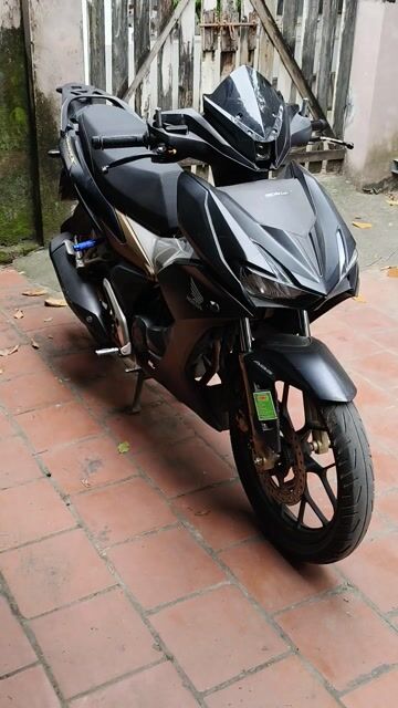 Hà nội bán winner x v2. Mua bán Xe máy tại Huyện Đông Anh Hà Nội được đăng bởi Tuan Vu hình 1