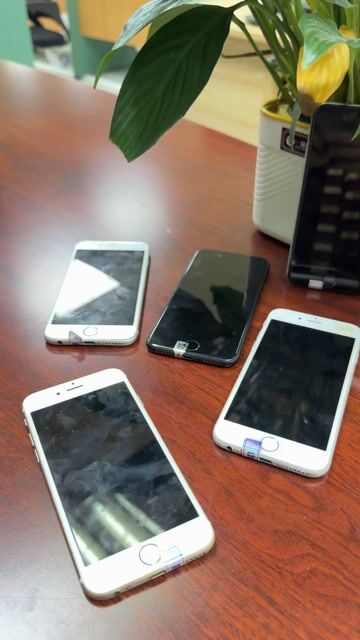 Apple iPhone 7G Vàng Đã sử dụng. Mua bán Điện thoại tại Quận 7 Tp Hồ Chí Minh được đăng bởi Thanh Trang Nguyễn hình 1
