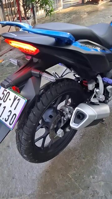 Bán xe HonDa Winner X còn mới 98%. Đi 6.100 km. Mua bán Xe máy tại Huyện Hóc Môn Tp Hồ Chí Minh được đăng bởi ĐTLX Hóc Môn hình 1