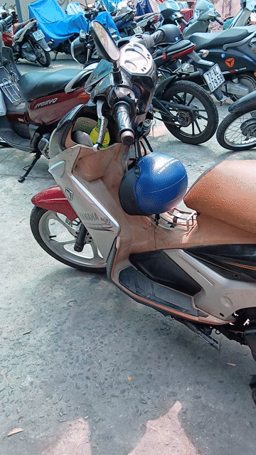 Yamaha Luvias Đen Bạc Đỏ. Mua bán Xe máy tại Quận Tân Bình Tp Hồ Chí Minh được đăng bởi Huỳnh Quốc Thái hình 1