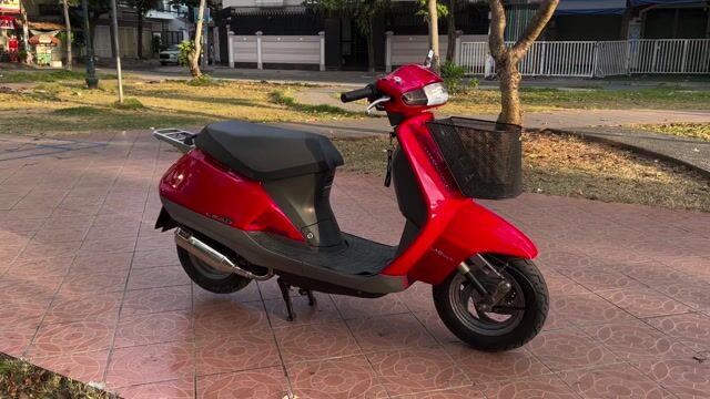 honda lead 50cc  2 thì 1995 Hqcn. Mua bán Xe máy tại Quận 8 Tp Hồ Chí Minh được đăng bởi Gia Minh hình 1
