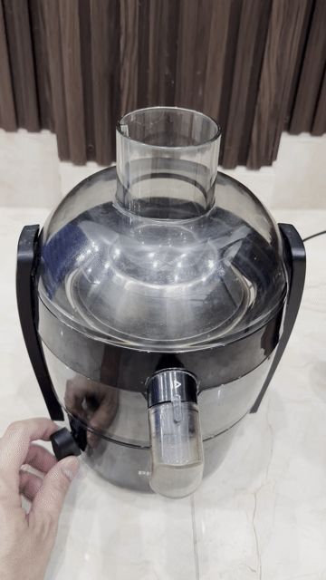 Máy ép trái cây Philips Đen. Mua bán Bếp, lò, đồ điện nhà bếp tại Quận Tây Hồ Hà Nội được đăng bởi Chezyman hình 1
