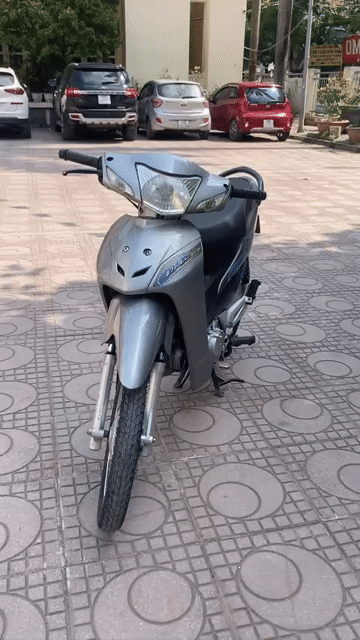 Honda Wave RS 2007 Bạc 100.000 km. Mua bán Xe máy tại Quận Nam Từ Liêm Hà Nội được đăng bởi chị lan hình 1