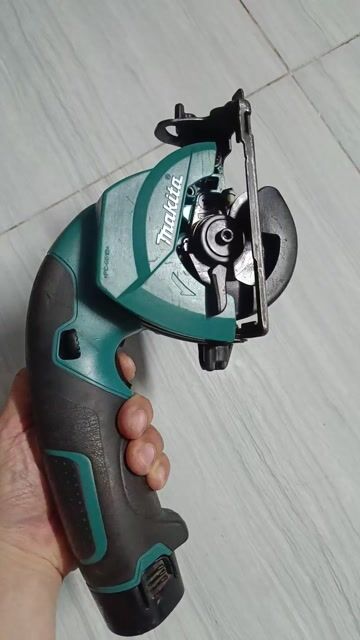 Máy cưa đĩa Makita Pin 85mm Xanh Đen. Mua bán Đồ chuyên dụng, Giống nuôi trồng tại Huyện Đức Hòa Long An được đăng bởi Tiến Võ hình 1
