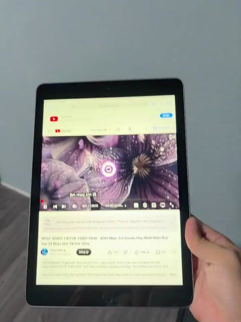 Apple iPad Gen 6 32GB Xám Vân tay. Mua bán Máy tính bảng tại Quận 1 Tp Hồ Chí Minh được đăng bởi Lucas Huỳnh hình 1