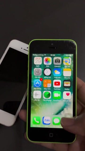 Thanh Lý 2 con ĐT như ảnh. iphone 5 và 5C xanh lá. Mua bán Điện thoại tại Quận 5 Tp Hồ Chí Minh được đăng bởi Hoàng Nhi hình 1