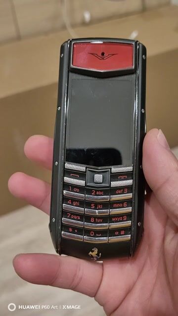 Vertu Ascent Titanium 3G Đỏ đen. Mua bán Điện thoại tại Quận Ba Đình Hà Nội được đăng bởi Góc đồ cũ tìm chủ mới hình 1