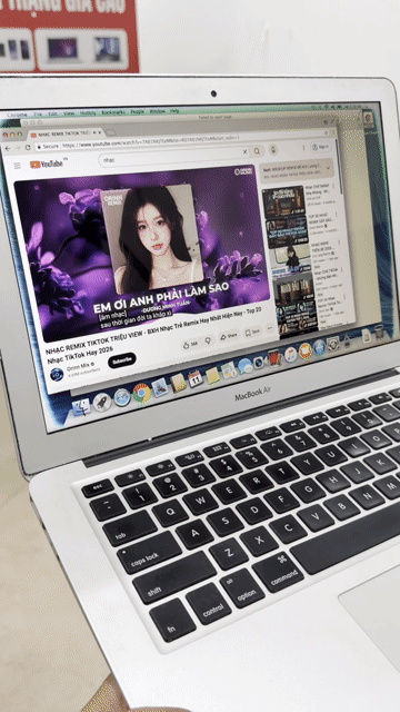Macbook Air 2014 i5 4GB/128GB 2014 Bạc pin trâu. Mua bán Laptop tại Quận Đống Đa Hà Nội được đăng bởi Ng Hoang Anh hình 1