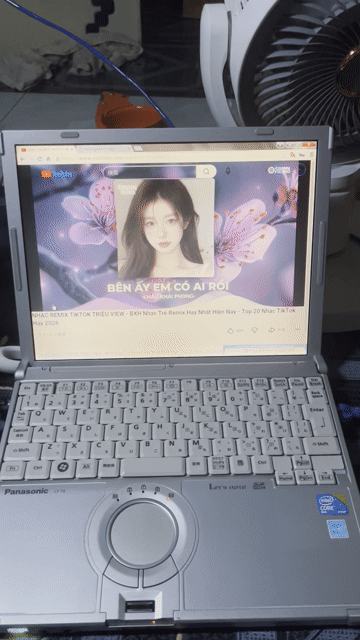 Laptop Panasonic CF-T8 Bạc. Mua bán Laptop tại Huyện Bình Chánh Tp Hồ Chí Minh được đăng bởi Thu Yumi hình 1