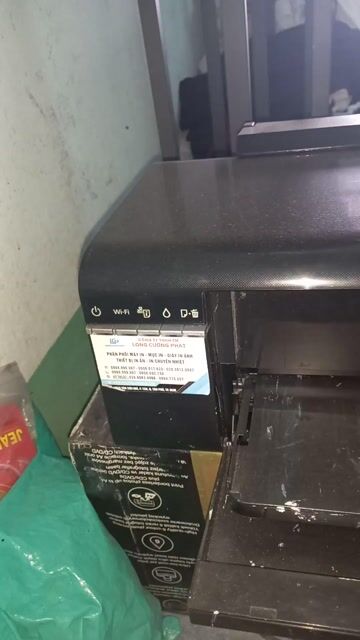 Máy in Epson L805 Đã sử dụng bị hư đầu phun. Mua bán Đồ dùng văn phòng tại Huyện Hòa Thành Tây Ninh được đăng bởi Ngọc Kim hình 1