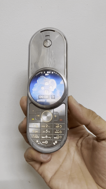 Motorola Aura Bạc Kính sapphire. Mua bán Điện thoại tại Quận 8 Tp Hồ Chí Minh được đăng bởi Thanh Đỗ hình 1