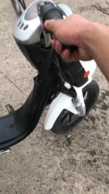 không bình 2tr9 , có bình mới 4tr5. Mua bán Xe điện tại Thành phố Thuận An Bình Dương được đăng bởi DO VAN VO hình 1