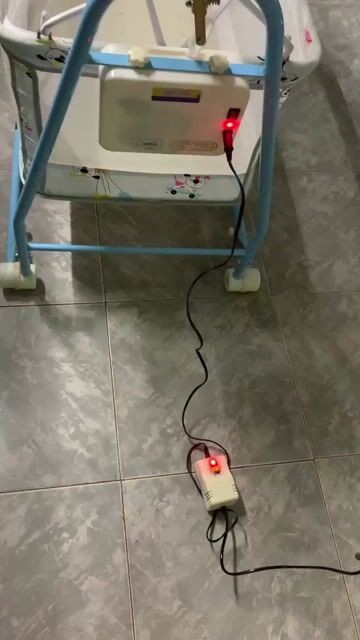 Nôi tự động Autoru Eco 22 đã dùng. Mua bán Mẹ và bé tại Thành phố Buôn Ma Thuột Đắk Lắk được đăng bởi Ngọc Tú hình 1