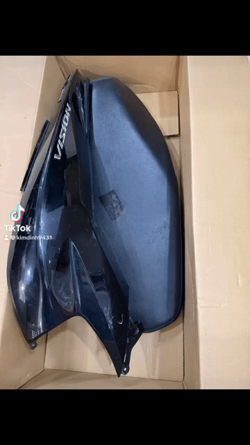 Yên xe máy Honda Vision 2024 Đen. Mua bán Phụ tùng xe tại Thành phố Thủ Đức Tp Hồ Chí Minh được đăng bởi KimD hình 1