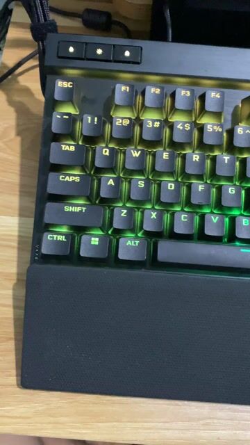 Bàn phím cơ Corsair K70 RGB PRO Đen 98%. Mua bán Phụ kiện (Màn hình, Chuột...) tại Huyện Cẩm Mỹ Đồng Nai được đăng bởi Hòa hình 1
