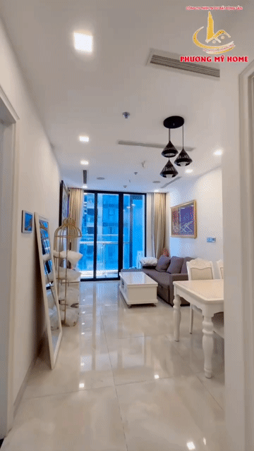 Cho thuê Căn hộ Chung cư Vinhomes Golden River BaSon Quận 1 Tp Hồ Chí Minh diện tích 50 m² giá 22 triệu/tháng