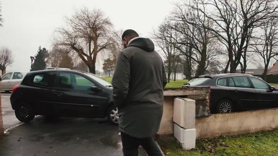 Au-delà du courrier