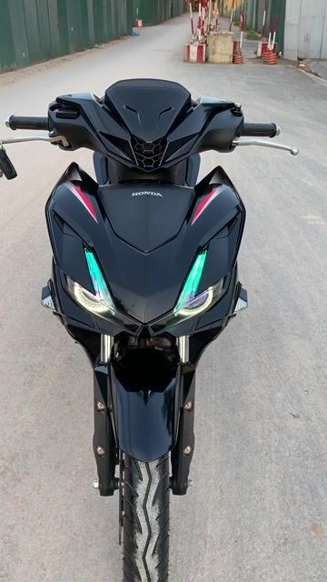 Winner V3-2023 lên 2 bi -2 gương-2 khoá biển 29. Mua bán Xe máy tại Quận Nam Từ Liêm Hà Nội được đăng bởi tuấn hình 1