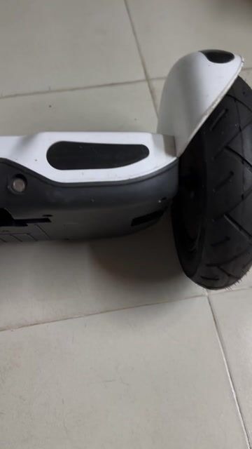 Xe cân bằng điện Mini Robot màu Trắng. Mua bán Phương tiện khác tại Quận Bình Tân Tp Hồ Chí Minh được đăng bởi Nguyễn Nam hình 1
