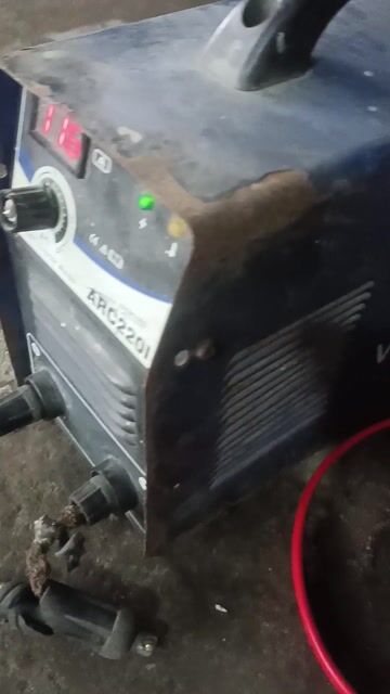 Máy hàn WELDCOM ARC 220 . Mua bán Đồ chuyên dụng, Giống nuôi trồng tại Thành phố Vĩnh Long Vĩnh Long được đăng bởi Sửa Máy Hàn Đóng Pin Vĩnh Long hình 1