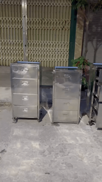 Tủ Inox 304 có 4 ngăn có bánh xe. Mua bán Tủ, kệ gia đình tại Quận Hà Đông Hà Nội được đăng bởi LAN ANH hình 1