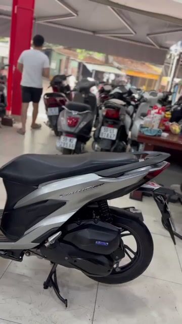 Honda Vario 150/Bạc Đen.BSTP.Máy chất.Giá tốt. Mua bán Xe máy tại Quận 6 Tp Hồ Chí Minh được đăng bởi Cửa Hàng Xe Máy Hoà Bùi hình 1