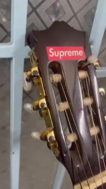 Đàn guitar acoustic gỗ nâu. Mua bán Nhạc cụ tại Quận 8 Tp Hồ Chí Minh được đăng bởi NGUYỄN THÀNH hình 1