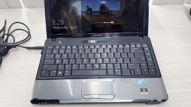 Compaq Core i5 Đen lỗi sọc màn hình. Mua bán Laptop tại Quận 3 Tp Hồ Chí Minh được đăng bởi Nguyễn Thanh Hoàng hình 1