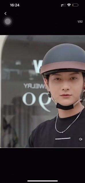 nón bảo hiểm tích hợp kính nằm bên trong nón. Mua bán Phụ tùng xe tại Quận 6 Tp Hồ Chí Minh được đăng bởi Trần Chí Mãn hình 1