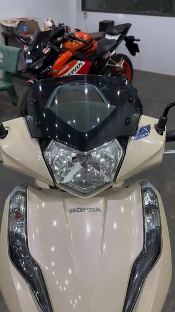 Lead 125 2val Smartkey Siêu Cọp Zin, đẹp lung linh. Mua bán Xe máy tại Thành phố Long Khánh Đồng Nai được đăng bởi Cửa Hàng Xe Máy Cũ Thành Phát Đồng Nai hình 1