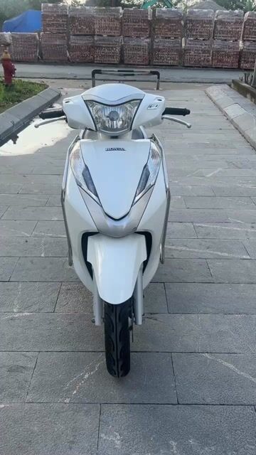 Honda Lead 2014 Trắng. Mua bán Xe máy tại Quận Nam Từ Liêm Hà Nội được đăng bởi Xe Máy Đức Dũng hình 1