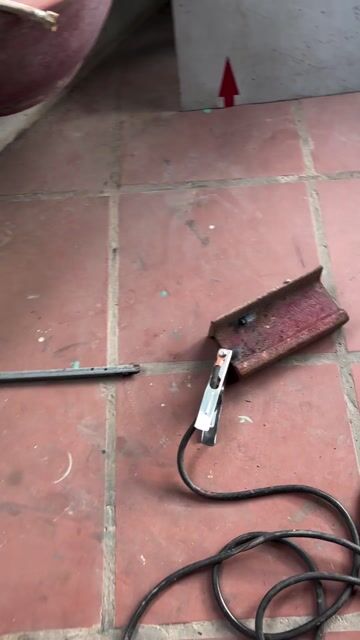 Máy hàn METER MMA-250 Đỏ Đã sử dụng. Mua bán Đồ chuyên dụng, Giống nuôi trồng tại Quận Nam Từ Liêm Hà Nội được đăng bởi Ngọc Thắng hình 1