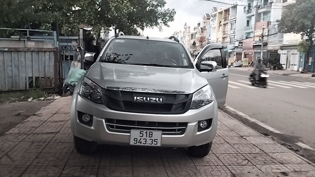 Isuzu D-Max Một cầu số sàn Bạc. Mua bán Ô tô tại Quận Bình Tân Tp Hồ Chí Minh được đăng bởi Thanh Sang hình 1
