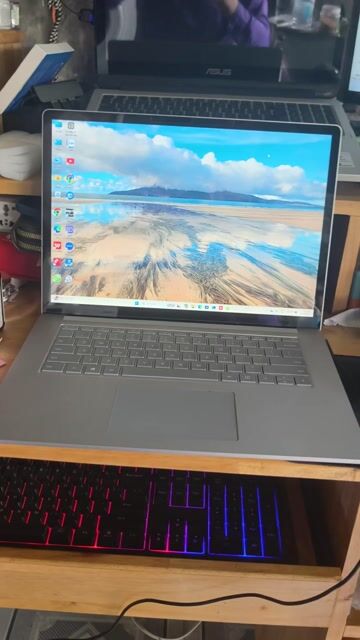 Microsoft Surface Laptop 3 Bạc Giao lưu. Mua bán Laptop tại Huyện Nhơn Trạch Đồng Nai được đăng bởi HD MEDIA NHƠN TRẠCH  hình 1