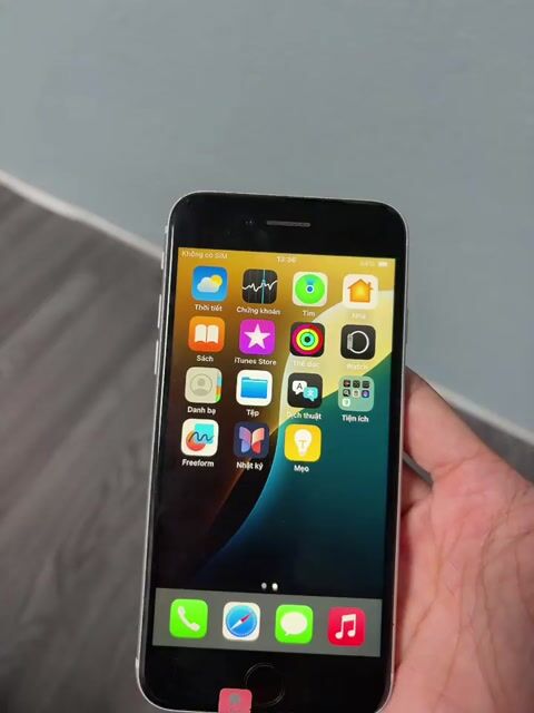 Apple iPhone SE 2020 128GB Trắng. Mua bán Điện thoại tại Quận 1 Tp Hồ Chí Minh được đăng bởi Lucas Huỳnh hình 1