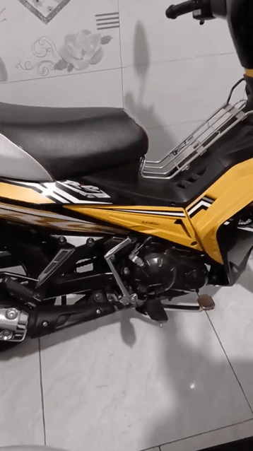 Yamaha Exciter 2010 Vàng. Mua bán Xe máy tại Quận Ninh Kiều Cần Thơ được đăng bởi Dinh minh hao  hình 1