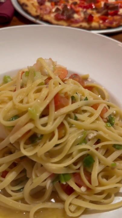 La Belle Vie 🍝🍕 #WhattaEat #DiscoverFoodTogether #SF 