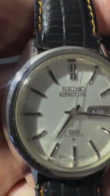 Đồng hồ cơ Seiko Nam Thép không gỉ 37mm Đen. Mua bán Đồng hồ tại Thành phố Trà Vinh Trà Vinh được đăng bởi Nguyên hình 1