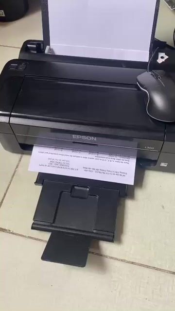 Máy in phun Epson L300 chỉ in trắng đen giá rẻ. Mua bán Đồ dùng văn phòng tại Thành phố Thủ Đức Tp Hồ Chí Minh được đăng bởi Bach khoa printer hình 1