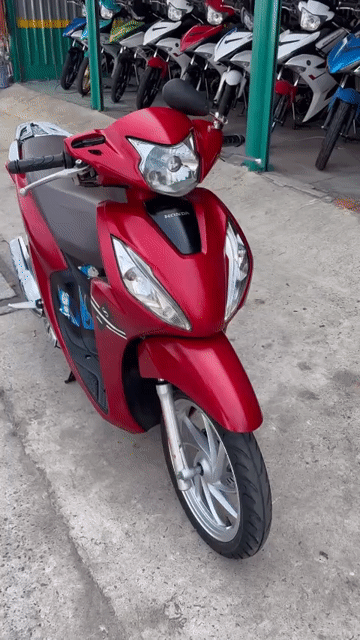Honda Vision 2023 Đỏ nhám 14000 km. Mua bán Xe máy tại Thị xã Bến Cát Bình Dương được đăng bởi xe máy trả góp tín nghĩa  hình 1