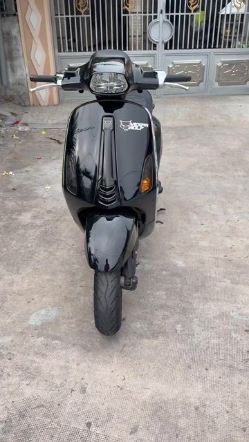 Vespa Sprint 150 siu hiếm đèn led 2016 Bstp. Mua bán Xe máy tại Quận Bình Tân Tp Hồ Chí Minh được đăng bởi Hoàng Tuấn hình 1