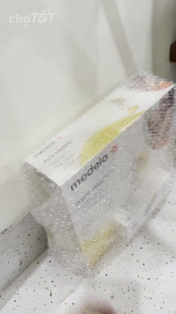 Máy hút sữa Medela Mini Electric nhỏ gọn. Mua bán Mẹ và bé tại Quận Cầu Giấy Hà Nội được đăng bởi Son Lee hình 1