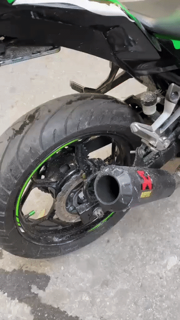 Kawasaki Ninja 300 Xanh lá 18k km. Mua bán Xe máy tại Quận Hà Đông Hà Nội được đăng bởi Bạch Văn Trường hình 1