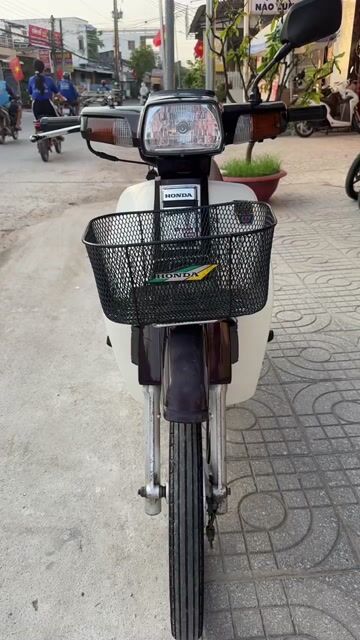 Honda Dream Thái 100 Nâu ( hỗ trợ góp ). Mua bán Xe máy tại Huyện Chợ Mới An Giang được đăng bởi Cửa hàng xe Thiên Phước 2 hình 1