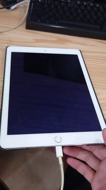 Apple iPad Air 2 16GB Bạc 4G. Mua bán Máy tính bảng tại Quận 7 Tp Hồ Chí Minh được đăng bởi Trần hình 1