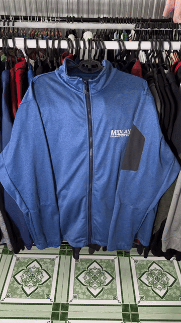 Khoác giữ nhiệt reebok logo thêu 85-95kg. Mua bán Quần áo tại Huyện Cái Nước Cà Mau được đăng bởi Tiệm Si Min hình 1