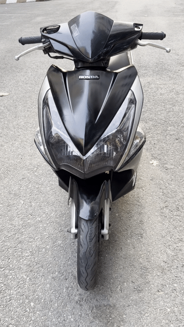 Honda Air Blade 2011 Đen bạc chính chủ nguyên zin. Mua bán Xe máy tại Quận 12 Tp Hồ Chí Minh được đăng bởi XE MÁY HẢI THANH hình 1